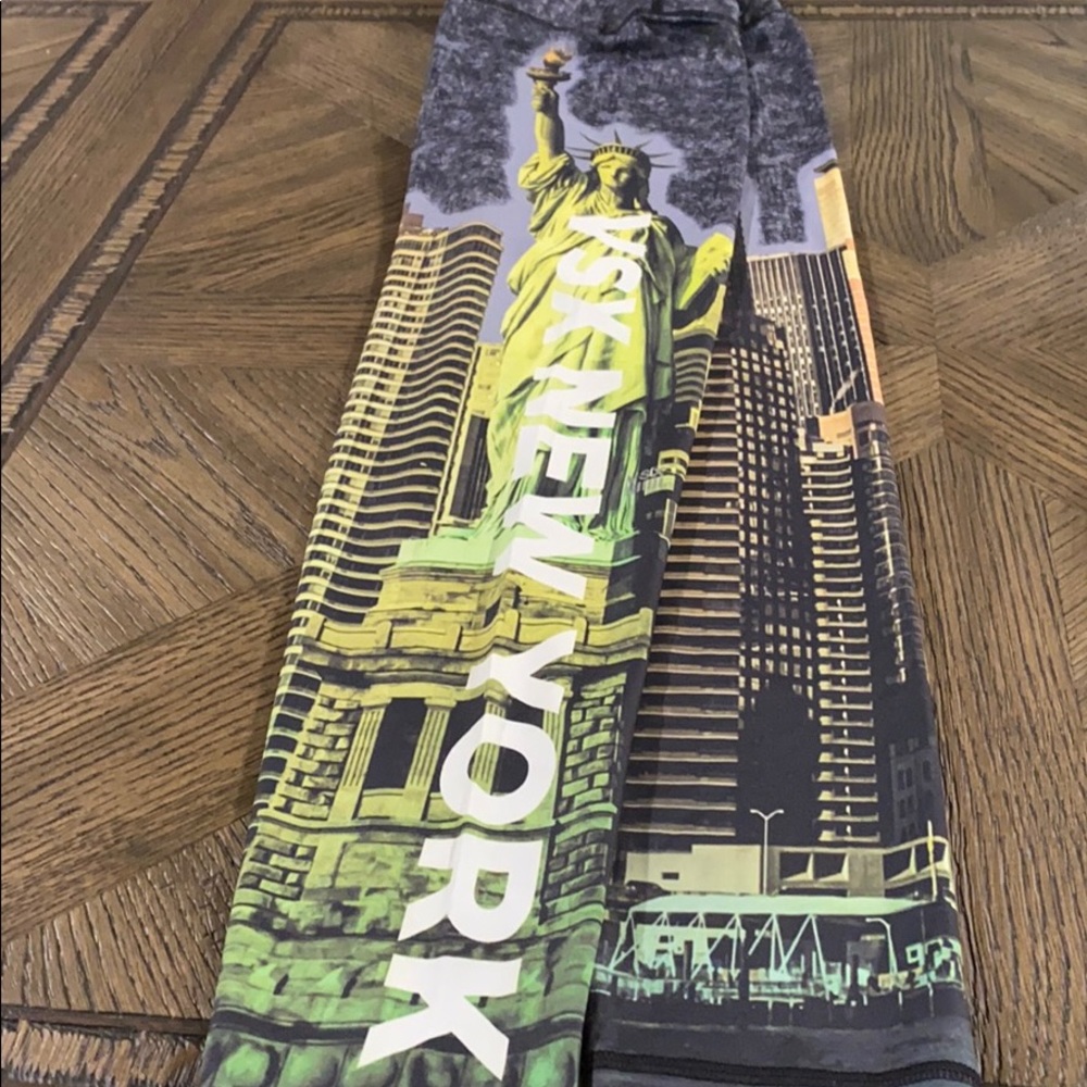Victoria’s Secret NYC Knockout Rare Find